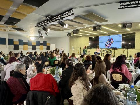 Կանանց Նախաճաշ. Ամէն Բանի Համար Ժամանակ մը